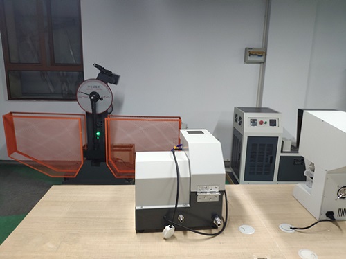 300J���ԄӔ[�N�_��ԇ�C